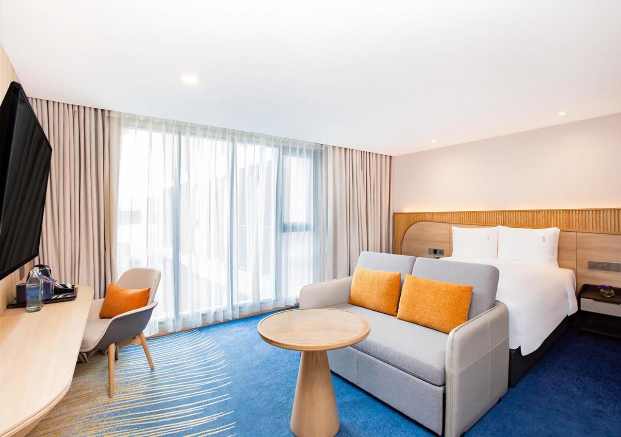 Holiday Inn Express & Suites Bangkok Central Pier By Ihg Екстериор снимка
