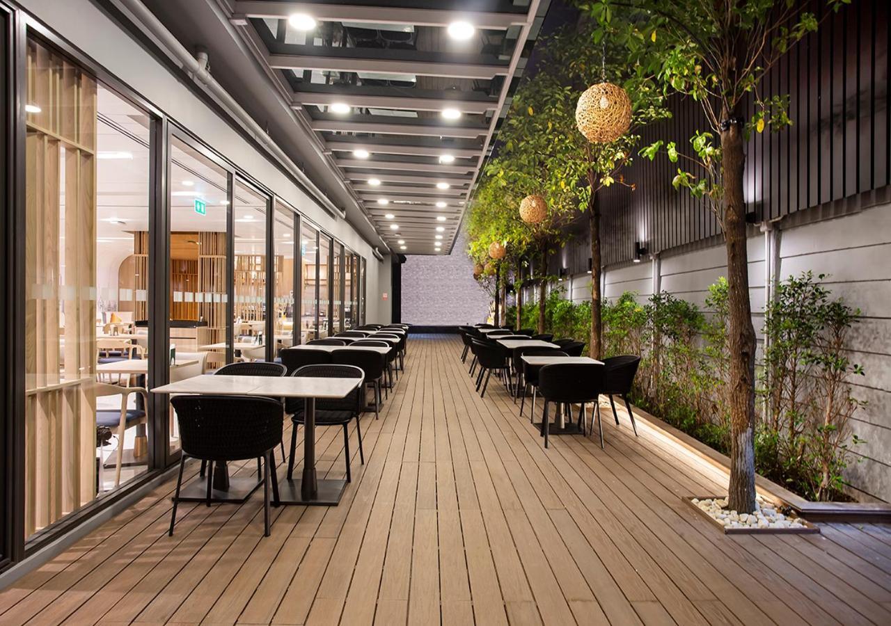 Holiday Inn Express & Suites Bangkok Central Pier By Ihg Екстериор снимка